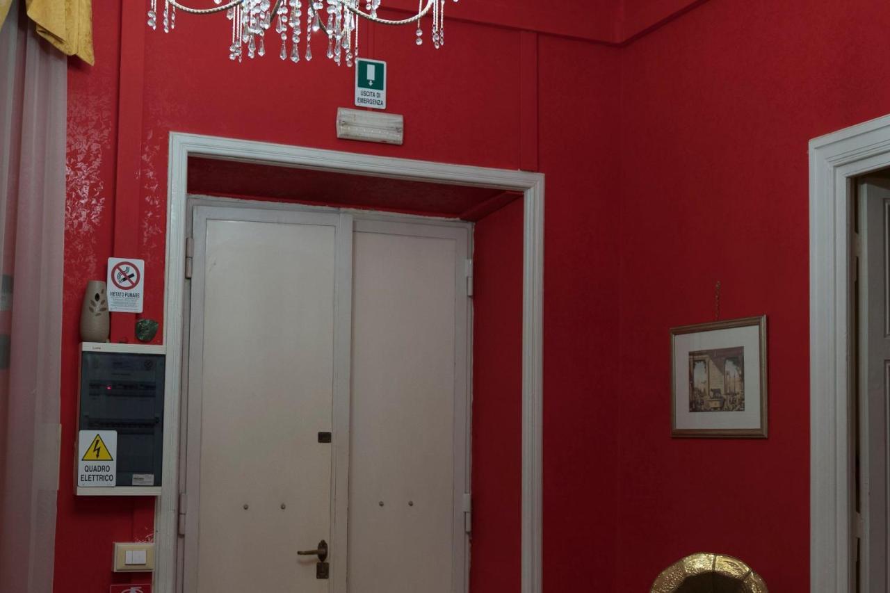 La Breccia A Porta Pia Bed & Breakfast Roma Eksteriør bilde