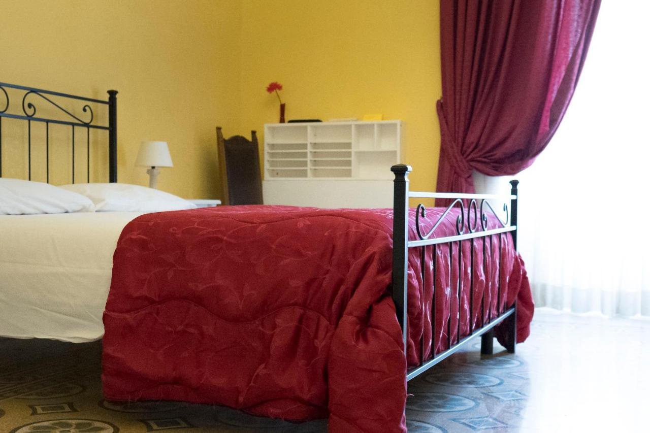 La Breccia A Porta Pia Bed & Breakfast Roma Eksteriør bilde