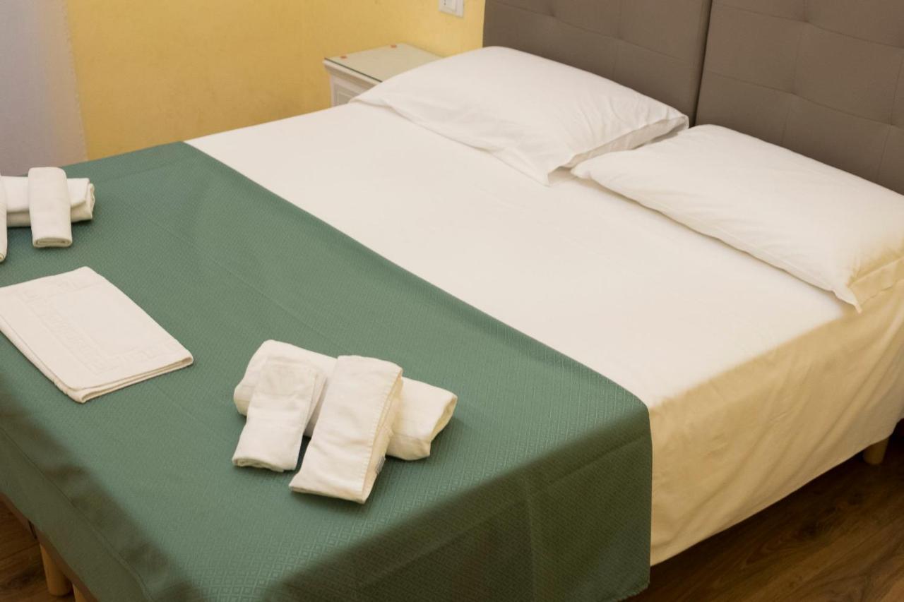 La Breccia A Porta Pia Bed & Breakfast Roma Eksteriør bilde